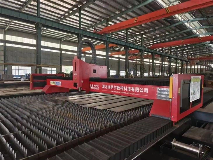 Máquina de corte CNC por láser de fibra de pórtico